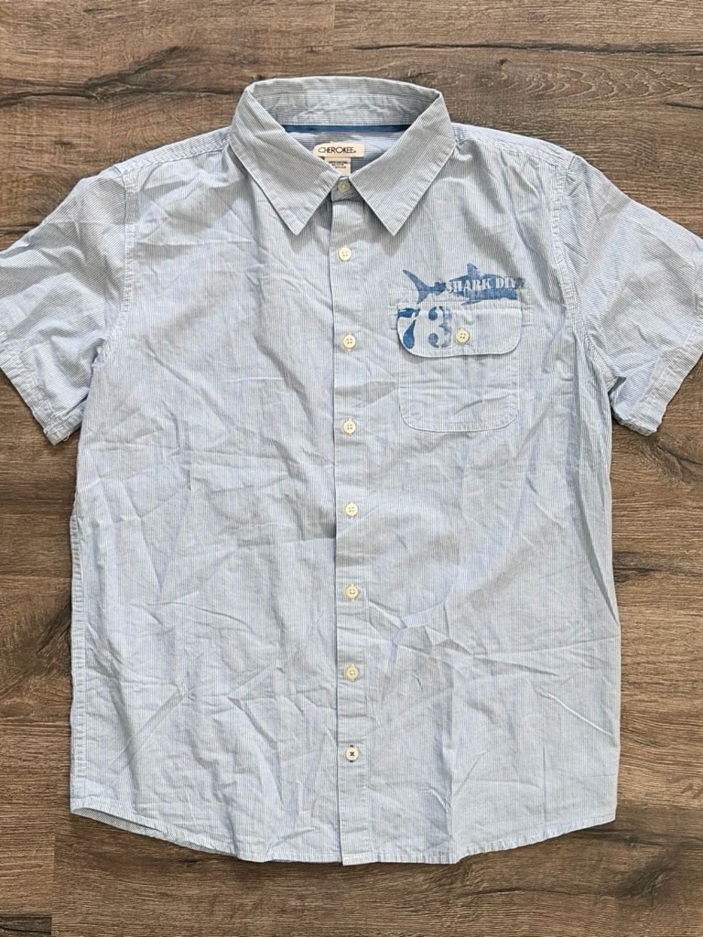 Cherokee Shark Diving Pinstripe Short Sleeve Button Up Shirt Fits M